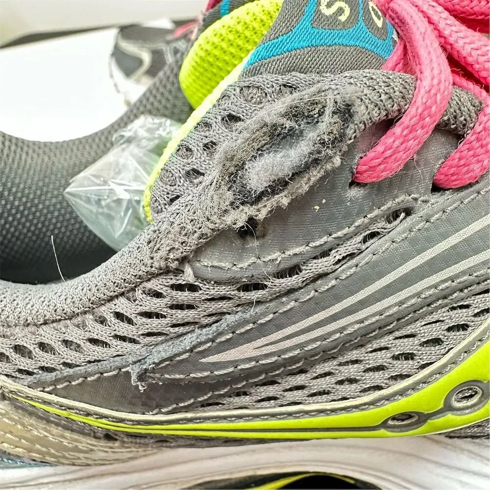 Saucony Oasis Women's Running Shoes‎ Gray/Pink Size 9 Athletic Sneakers